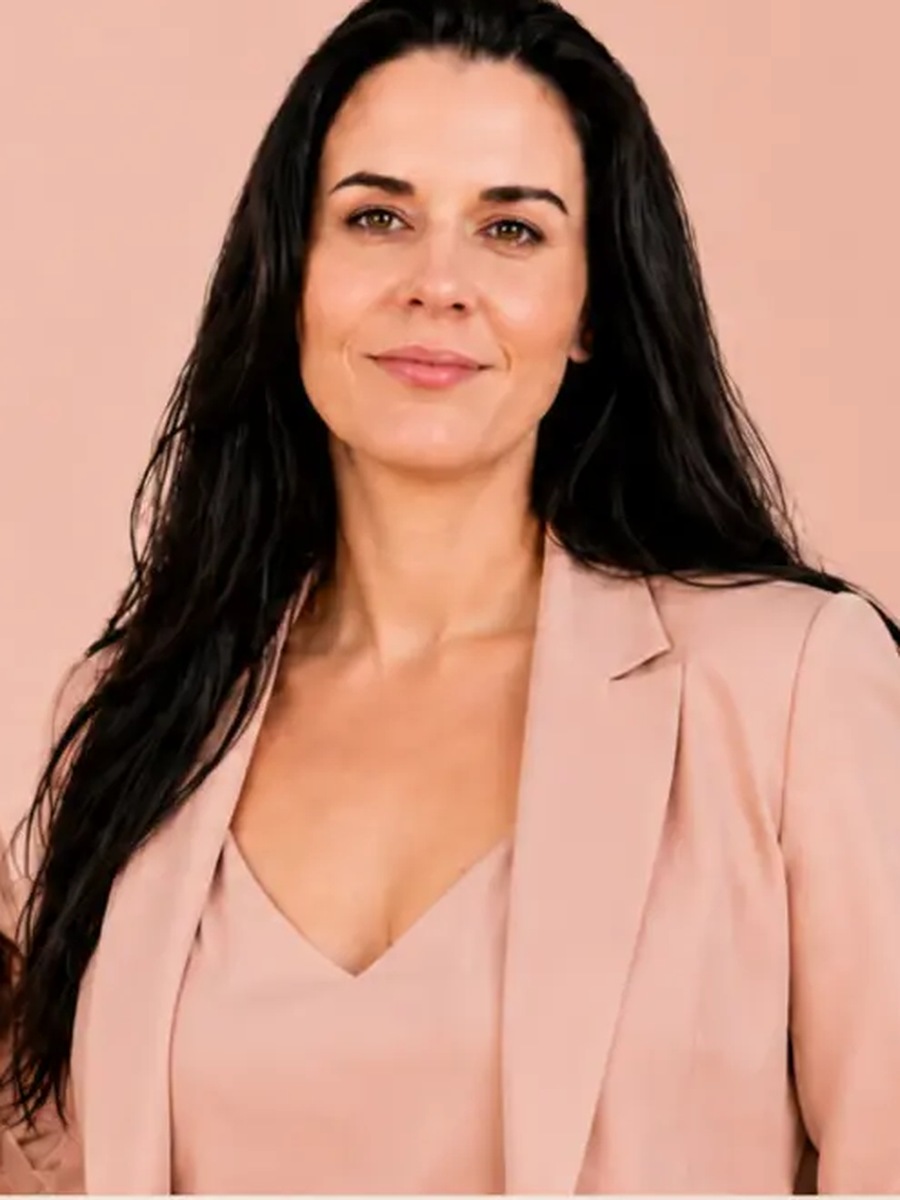 Portrait of Amanda Wasilewski